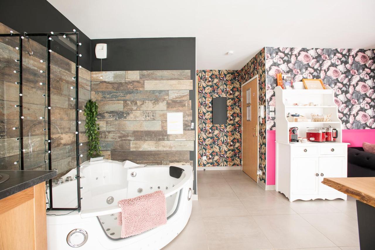 דיז'ון Romantisme Et Glamour 2 Avec Spa , Clim Et Jardin מראה חיצוני תמונה